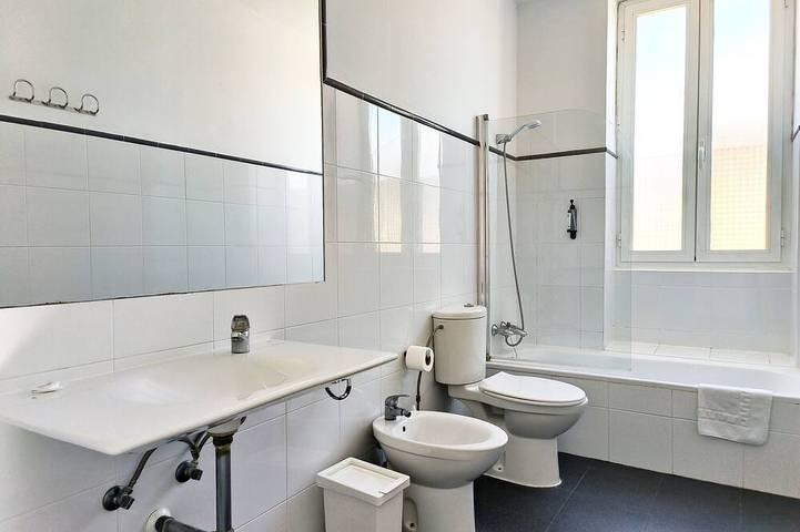 Appartement entier, Flats Friends Torres Quart 1 chambre avec terrasse in Valencia City Centre, Valence (Espagne)