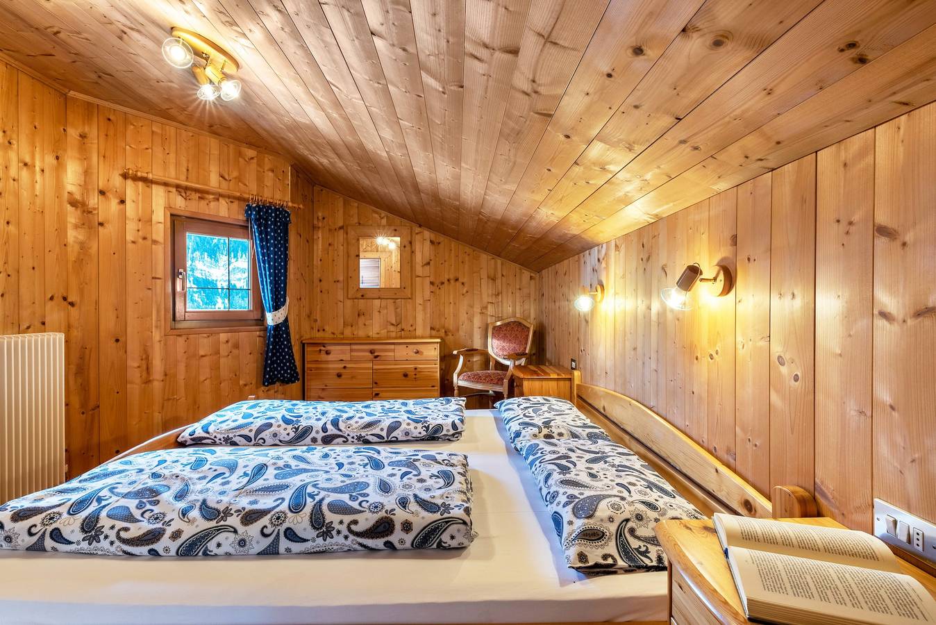 Ganze Wohnung, Gemütliche Ferienwohnung "Confolia 1" mit Wlan und Blick auf die Berge in Wengen (Italien), Dolomiti Superski