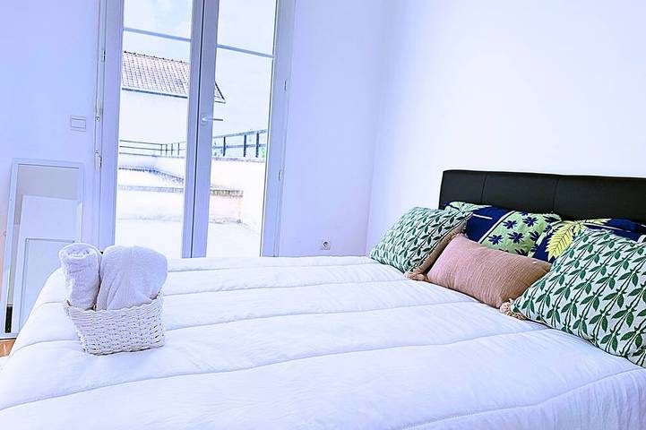 Location de vacances pour 6 personnes, avec jardin à Domont