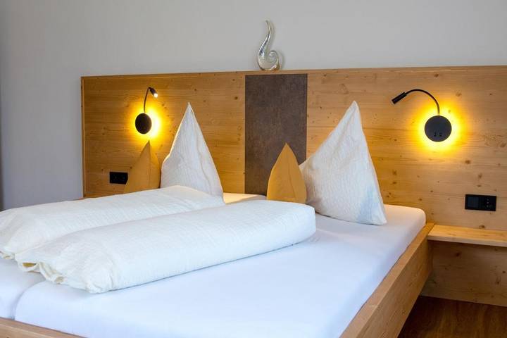 Hotel für 2 Personen, mit Sauna und Ausblick sowie Terrasse und Garten, mit Haustier in Lesachtal