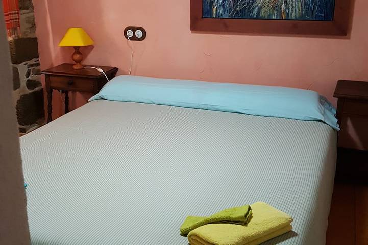 Maison dans un village calme. Les couples idéaux, et les amis, à Noceda del Bierzo León. in Noceda del Bierzo, Chaîne Cantabrique