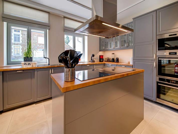 Magnificent holiday home in Bourseigne-Neuve with terrace in Gedinne, Region Namur