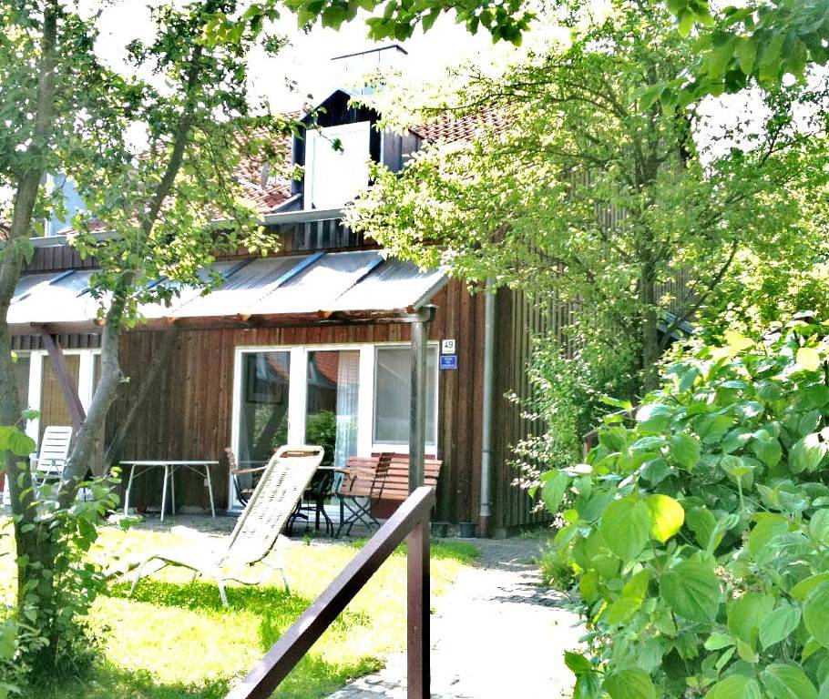 Ganze Wohnung, Ferienhäuser Schlossberg - Ferienhaus Standard mit Kaminofen und Terrasse in Zandt, Ostbayern