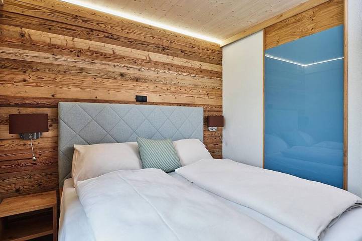 Chalet für 10 Personen, mit Pool und Sauna sowie Balkon in Haus - 3