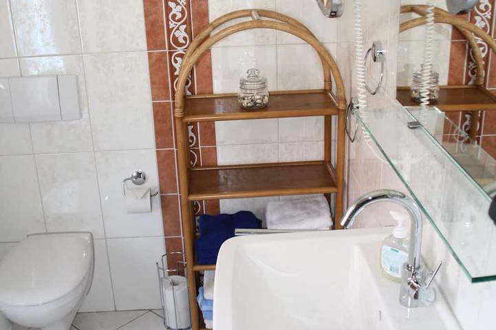Ganze Wohnung, Ferienwohnung Strandläufer sehr strandnah in Strand Norddeich, Norddeich