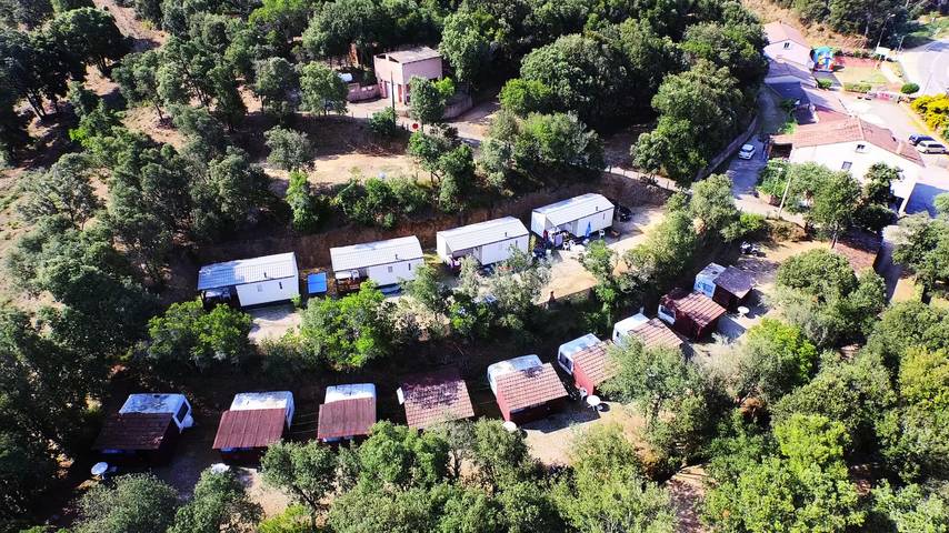 Camping pour 4 personnes en Corse-du-Sud