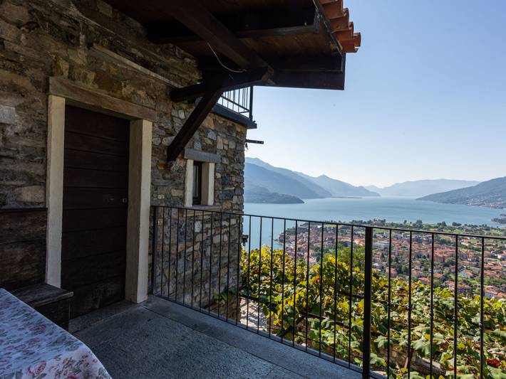 Ferienwohnung für 2 Personen, mit Seeblick und Garten sowie Terrasse in der Lombardei - 2