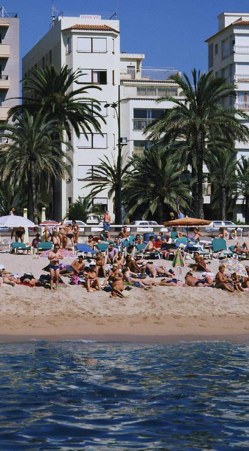 Hotel Maeva ,1 star B&B in Central Lloret de Mar, Lloret de Mar