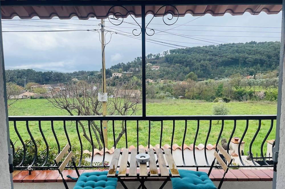 A 5 min du centre d'un magnifique village et à 1h des Gorges du Verdon in Callas, Région de Draguignan