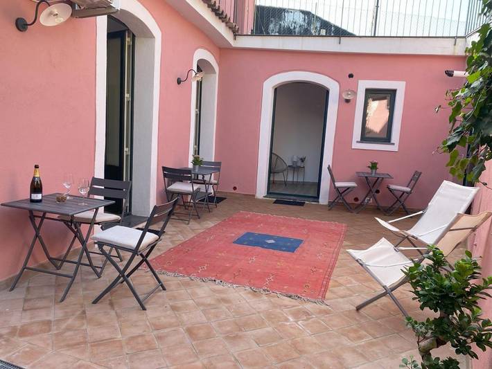 Location de vacances pour 2 personnes, avec terrasse et jardin, animaux acceptés à Milo - 3