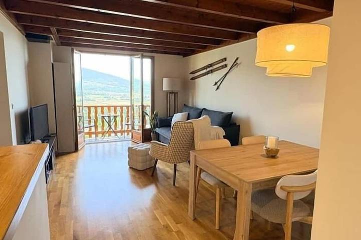 Ganze Wohnung, Apartment für 5 Personen mit Pool in Saillagouse in Saillagouse, Parc naturel régional des Pyrénées catalanes
