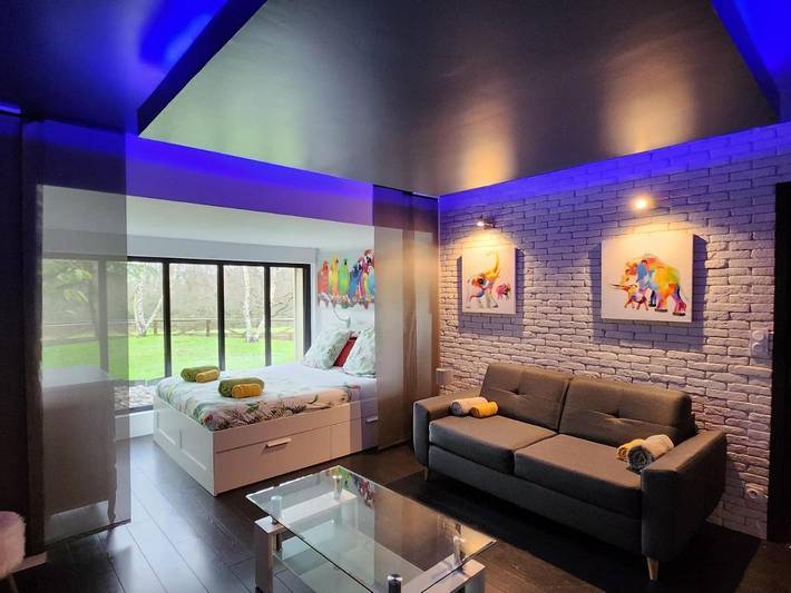 Gîte pour 4 personnes, avec Terrasse ainsi que Jardin et Vue à Angrie