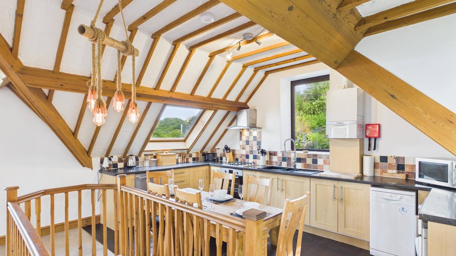 Hairpin Cottage - 2 Bed Holiday Home - Langland in Swansea region