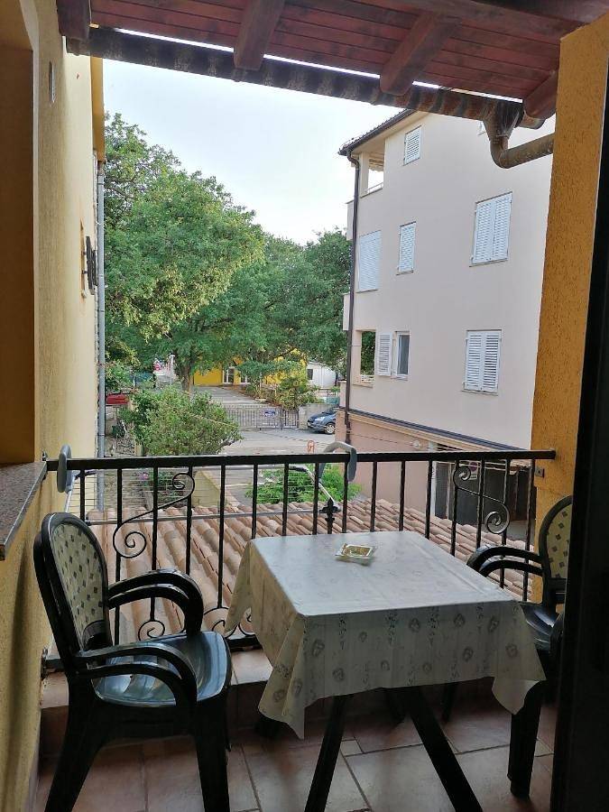 Slim apartman i sobe in Medulin City, Medulin