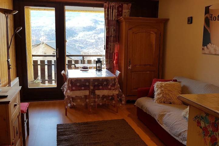 Appartement entier, Grand Studio Cabine avec magnifique vue sur les Montagnes in Vallouise, Parc national des Écrins