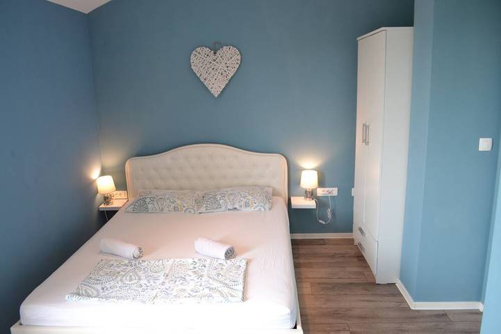 Ganze Wohnung, Apartment Gloria Blue 1 in Malinska-Dubašnica, Krk