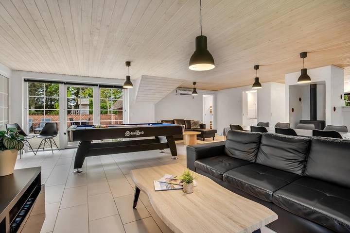 Gaffelbjergvej 31 ist ein schönes Poolhaus mit Aktivitätsraum, in dem Hunde erlaubt sind in Ulfborg, Holstebro und Umgebung