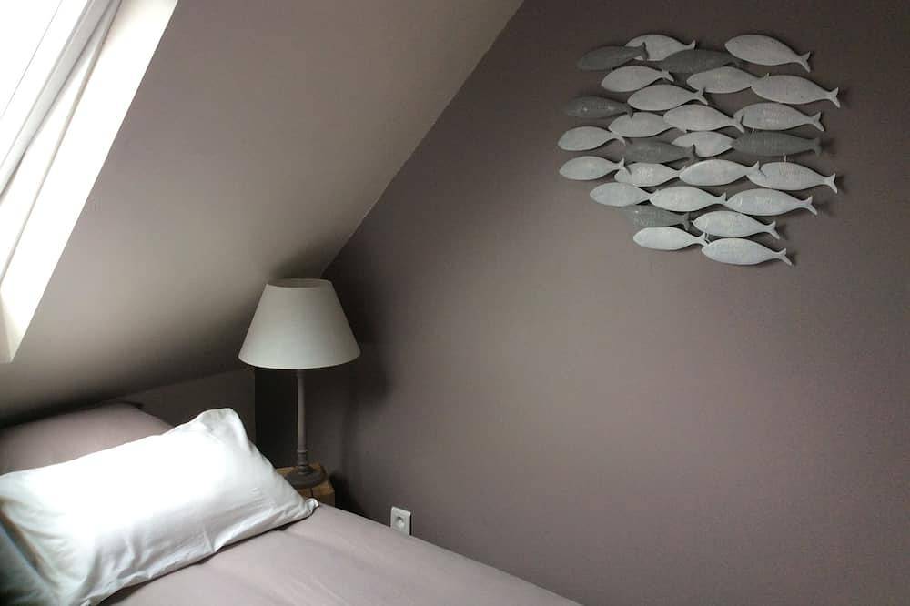 Entire apartment, Studio for rent Port la Foet - Fouesnant 29940 in La Forêt-Fouesnant, Côte de Cornouaille