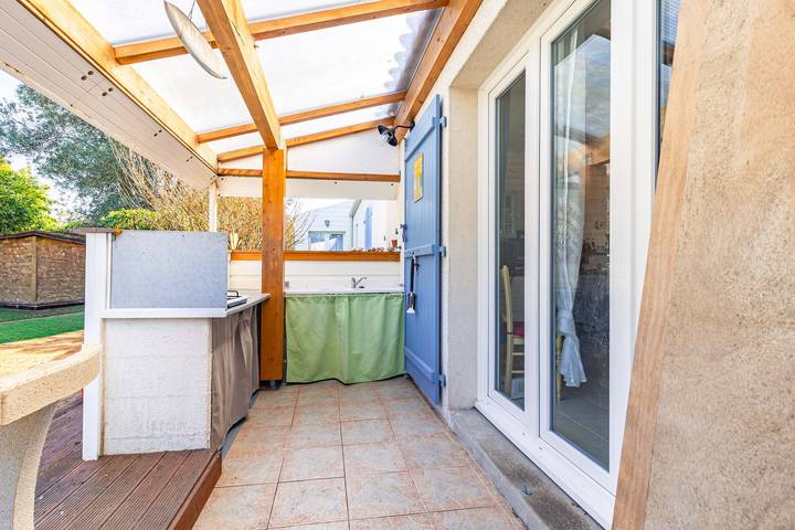 Chambre d’hôtes « L’Althéa » avec terrasse privée et Wi-Fi in Dolus-d'Oléron, Côte de Beauté