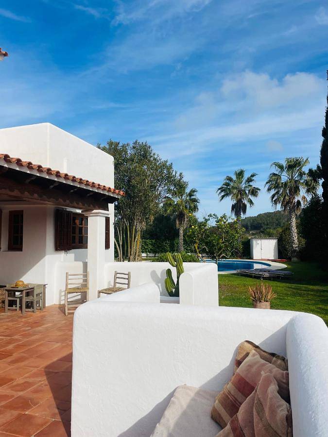 Location de vacances pour 6 personnes, avec jardin ainsi que piscine et terrasse à Santa Gertrudis de Fruitera - 4