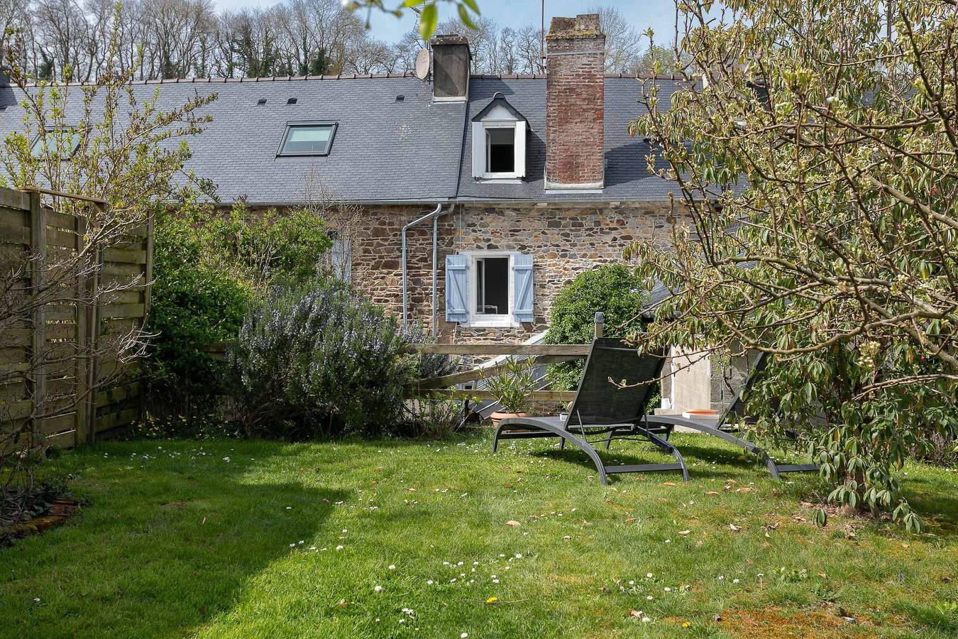 Maison d'hôtes 'Chambre Trieux' avec terrasse partagée, jardin partagé et Wi-Fi in Pontrieux, Région de Guingamp