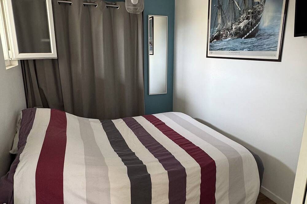 Appartement entier, Appartement 3 pièces 6 pers : vue mer et accès piscine privée in Guidel, Côte des Mégalithes