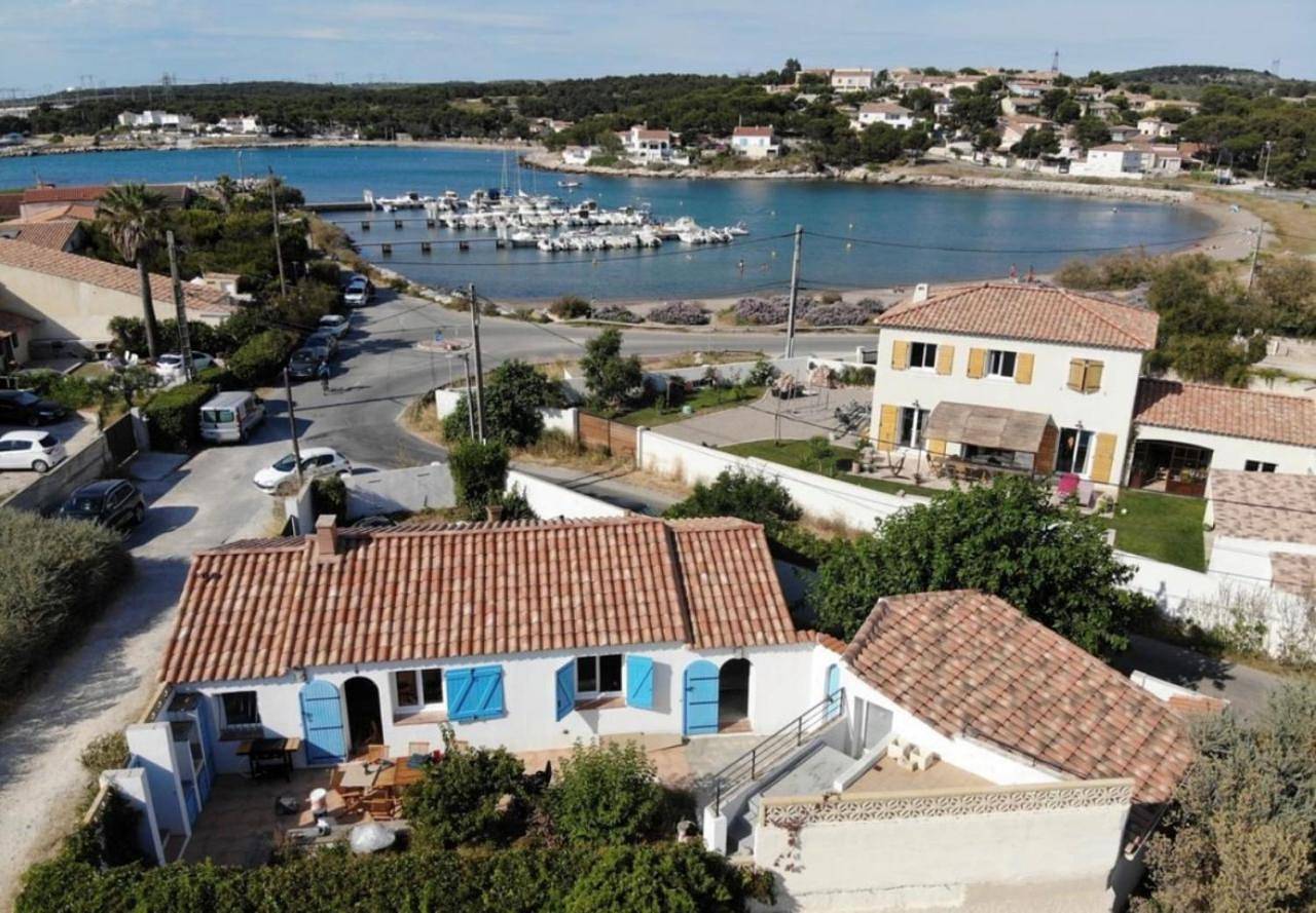 Villa pieds dans la mer de la Cote bleue in Martigues, Mittelmeerküste (Frankreich)