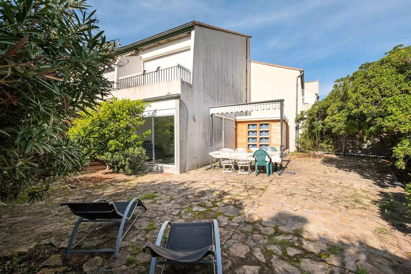 Ganze Wohnung, As24411-Studio-Kabine+chalet mit Garten und Parkplatz in Le Grau-du-Roi, Côte d'Améthyste
