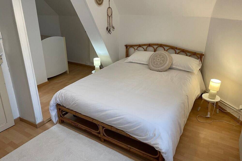 Apartamento entero, Apartamento-Baño Privado in Chablis (Yonne), Auxerre region