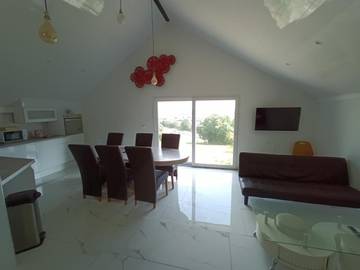 Gîte pour 9 personnes, avec jardin et vue dans L'Hôpital-du-Grosbois