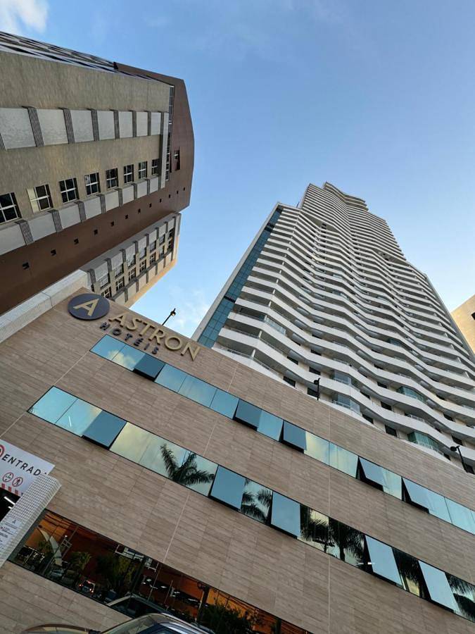 Appartement de vacances pour 2 personnes, avec piscine ainsi que vue et sauna