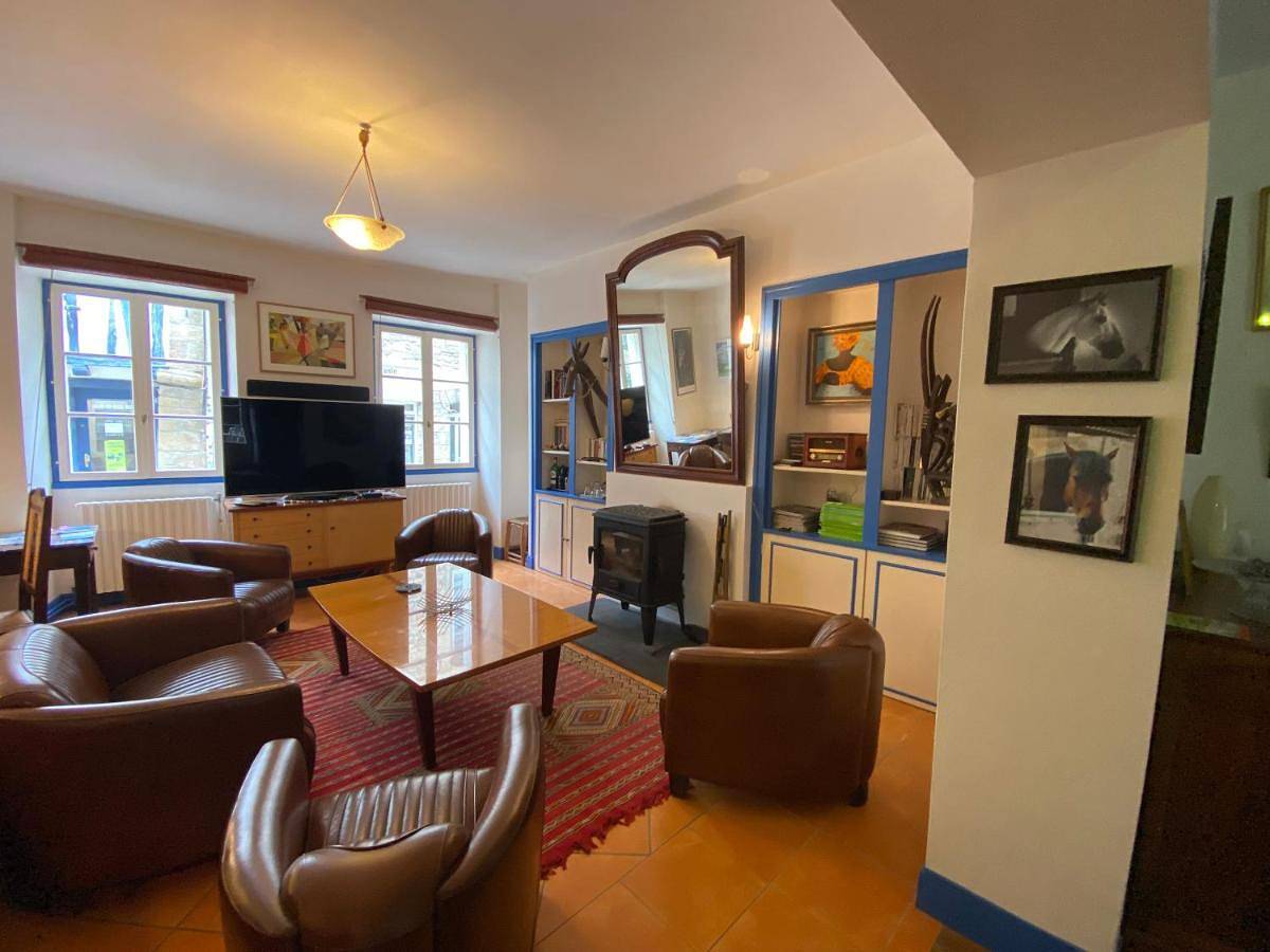 Appartement entier, One-Bedroom Apartment in Auray, Côte des Mégalithes