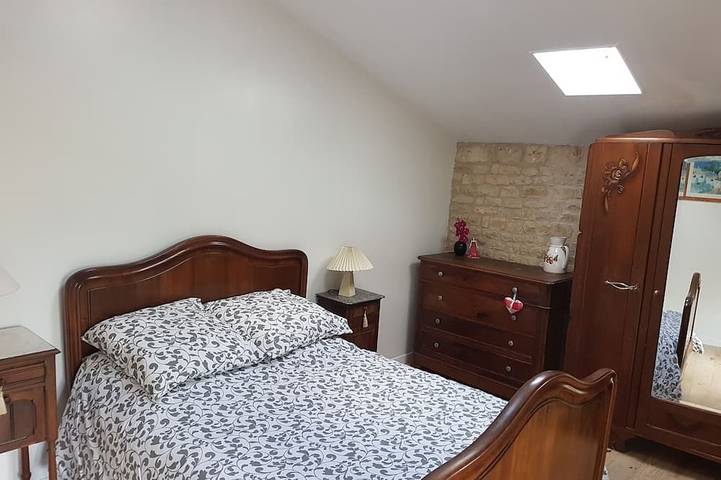 Location de vacances pour 8 personnes, avec piscine et jardin à Dœuil-sur-le-Mignon - 3