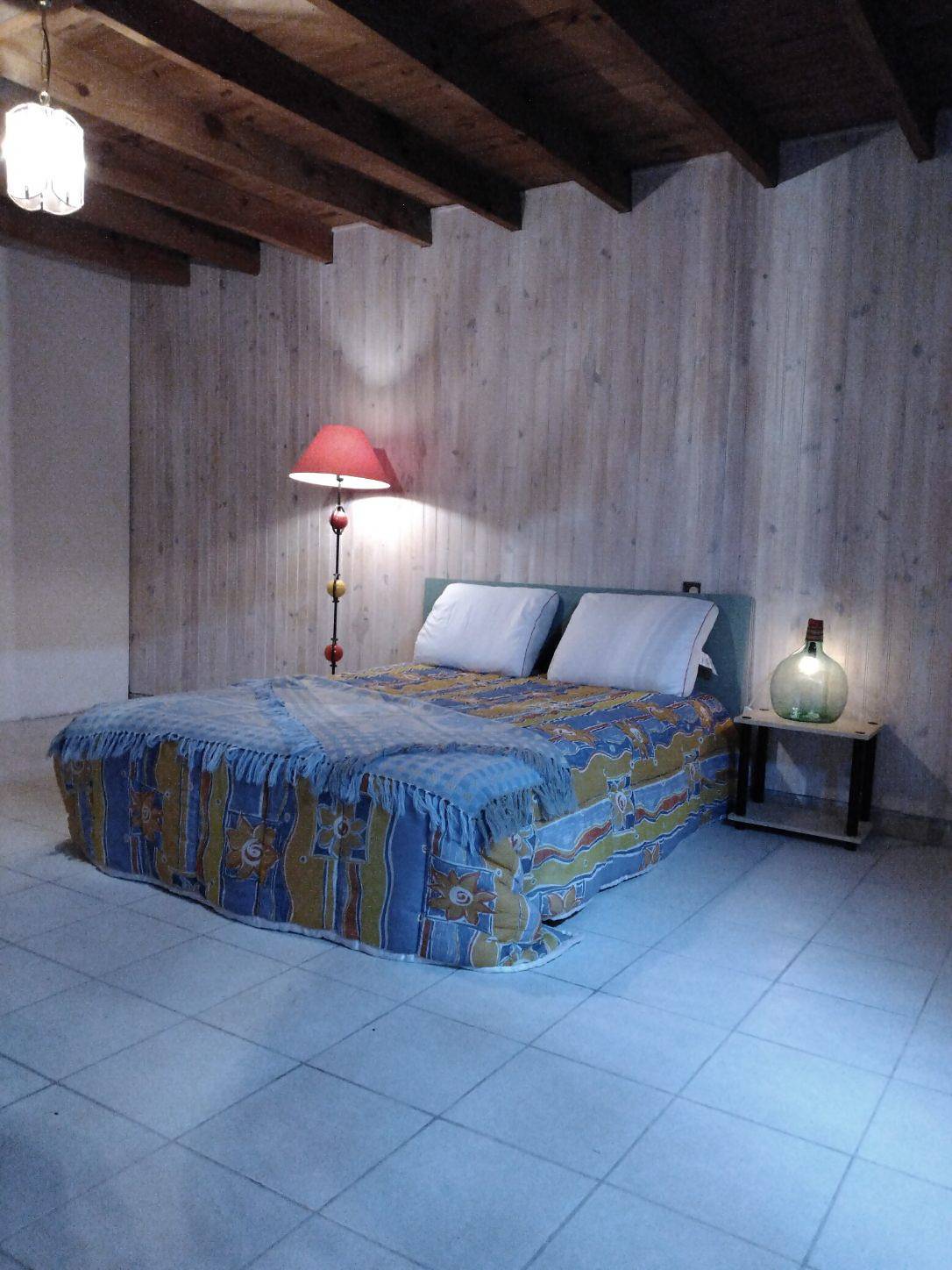 Maison en pierre pour 5, en pleine campagne in Fleurac, Périgord Noir