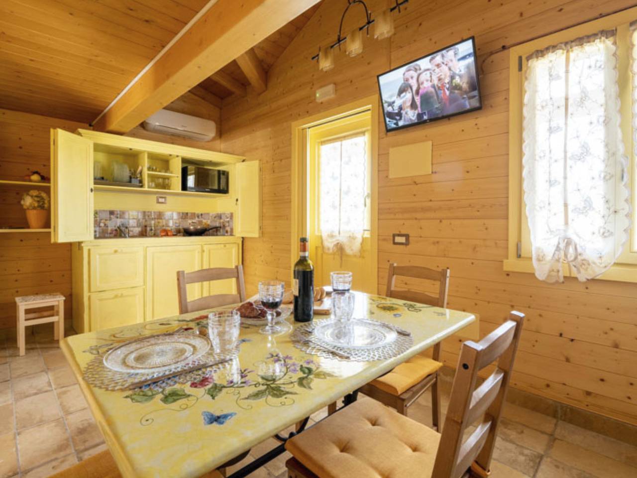 'Messis la gialla' in Spoleto, Perugia Provinz