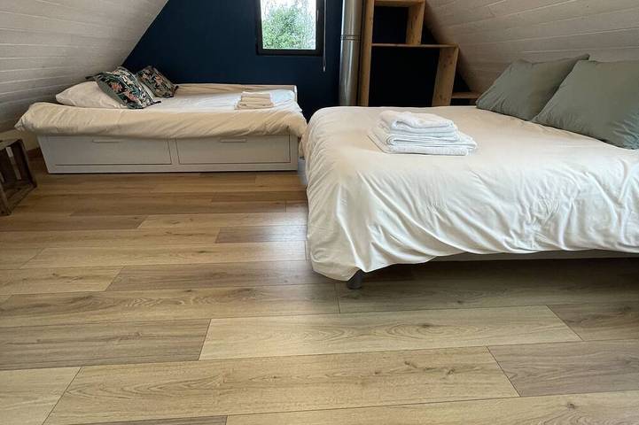 Location de vacances pour 10 personnes, avec jardin à Trélévern - 3