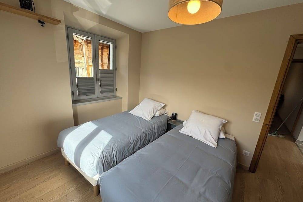 \"La Sauffaz - Your vacation in Savoie with family or friends in Faverges, Parque natural regional del Macizo de Bauges