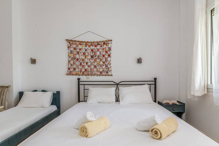 Ferienhaus '8 Perasma Kypri Beach' mit Privatterrasse, Wlan und Klimaanlage in Andros