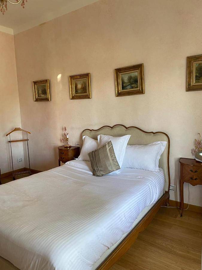 Villa pour 17 personnes, avec Balcon ainsi que Terrasse et Vue dans Golfe-Juan - 4