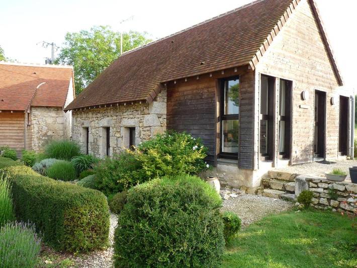 Location de vacances pour 2 personnes, avec piscine et sauna ainsi que jardin et vue à Angles-sur-l'Anglin - 3