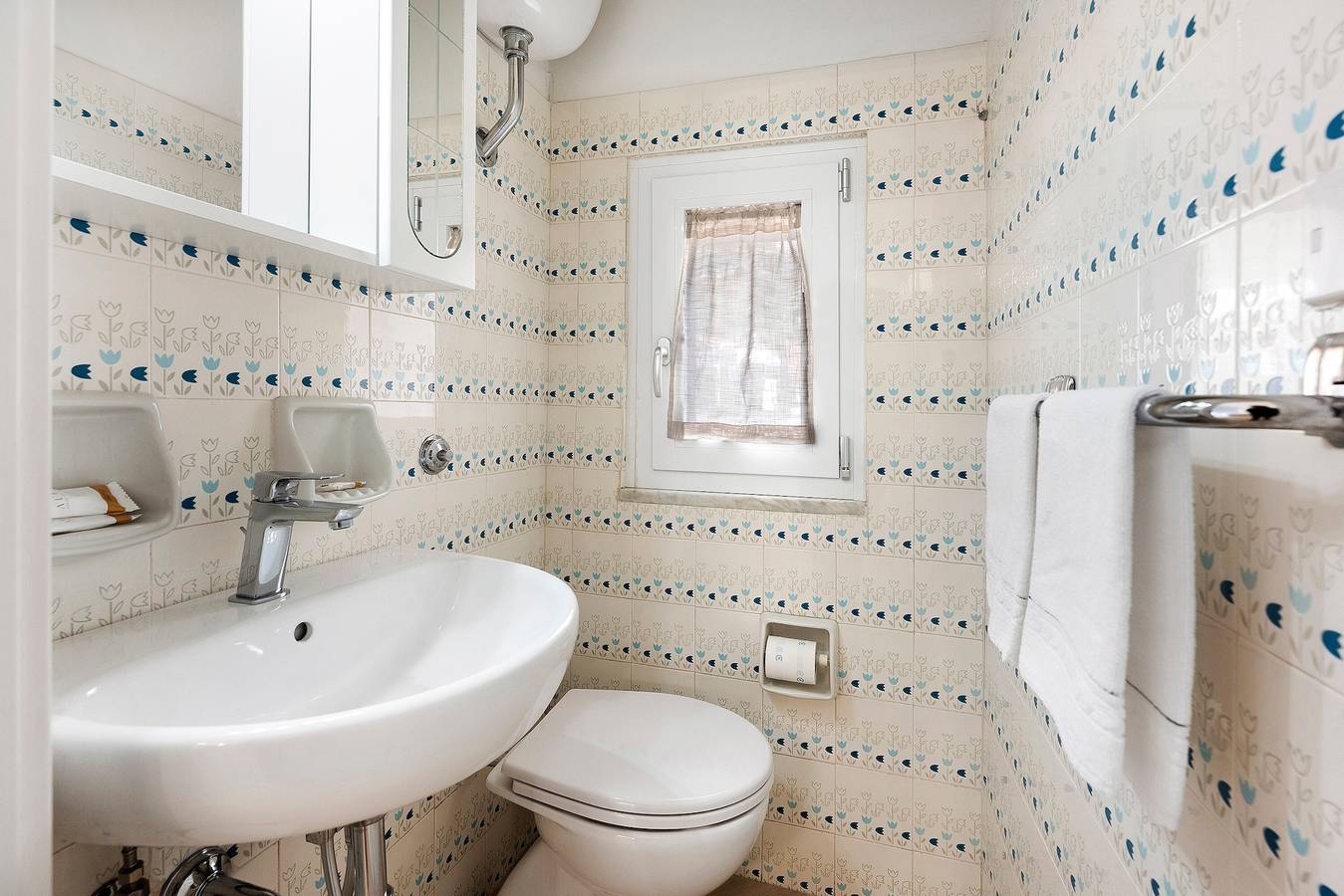 Apartamento entero, Apartamento 'Nanninella' con Vista a la Montaña, Wi-Fi y Aire Acondicionado in Minori, Costa Amalfitana