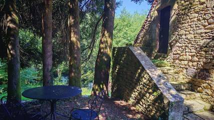 Gîte pour 2 personnes, avec jardin à Urval