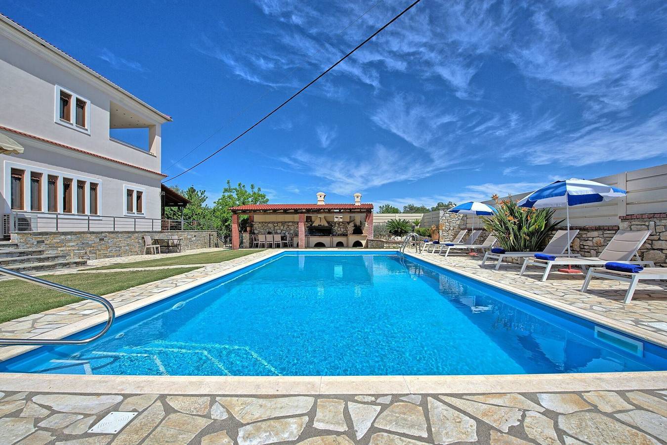 Villa für 10 Personen mit Pool in Acharavi, Korfu