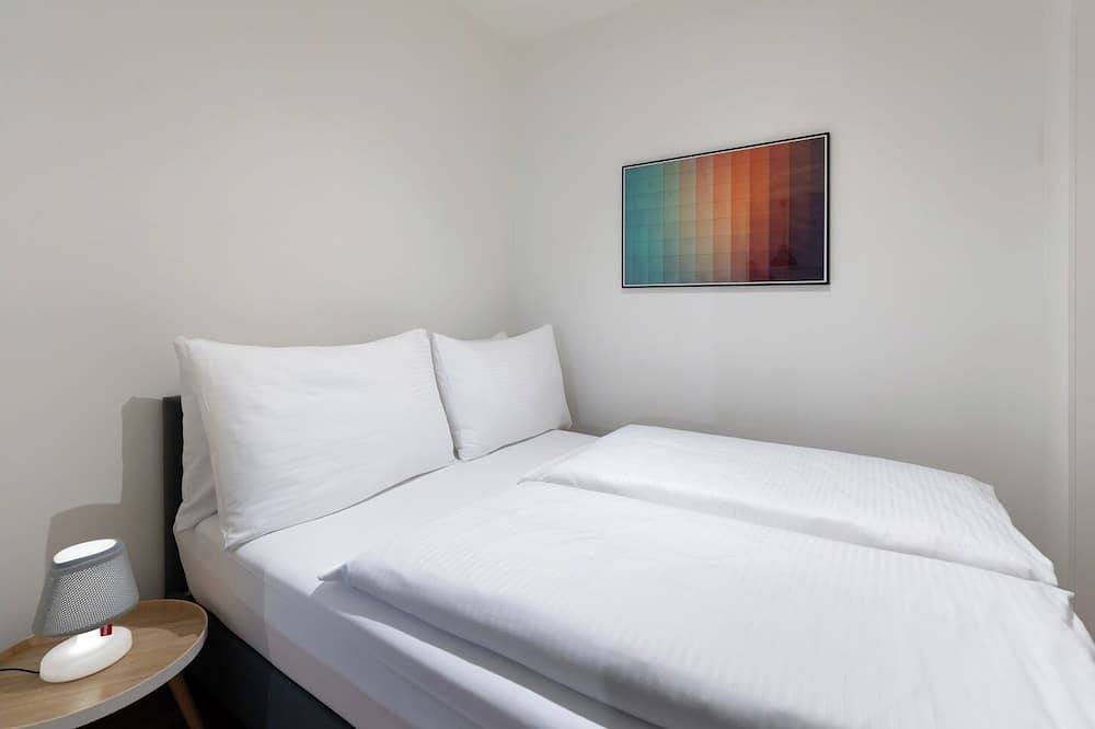Ganze Wohnung, 140Qm & 5 Zimmer - Design Apartment by Bensimon in Moabit Berlin, Berlin