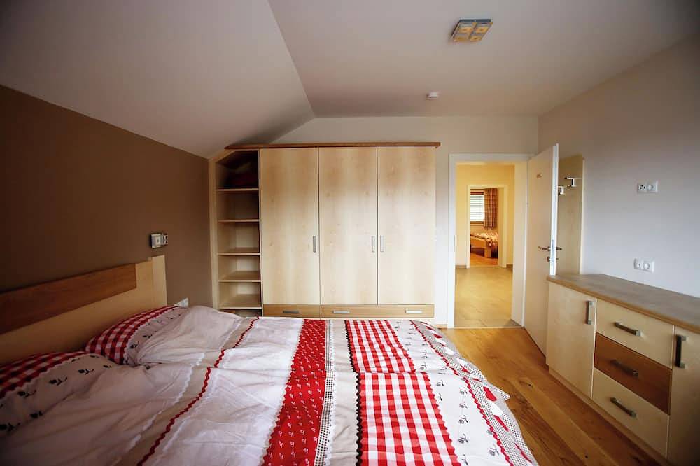 Haus Clarysse: Dream House to Relax After Exploring Nature, With Summer Card! in Pichl-Preunegg, Schladming-Dachstein