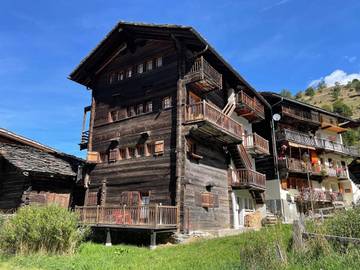Gîte pour 5 personnes, avec jardin et vue, animaux acceptés à Evolène