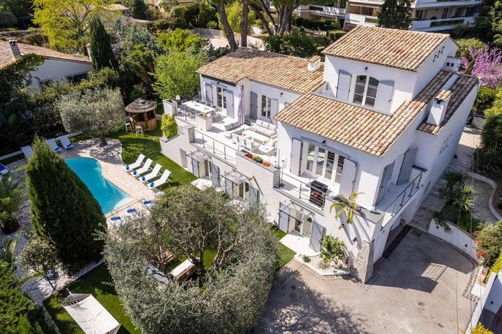 Villa voor 12 personen, with zwembad and tuin as well as sauna in Cannes