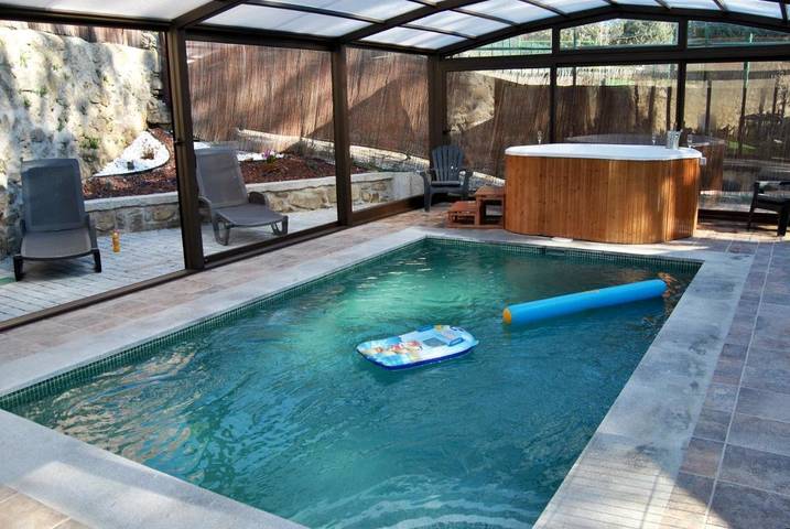Chalet para 12 personas, con Balcón y Jacuzzi además de Terraza y Jardín en Provincia de Madrid - 4