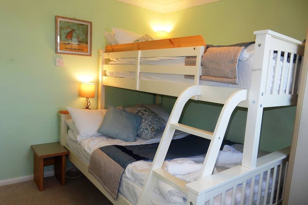 Sundial Chalet. 2 bedroom 4 person Chalet in Dartmouth, Devon