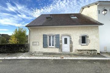 Gîte pour 4 personnes, avec jardin à Moumour